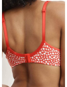 dim-generous-ensemble-Soutien-gorge-slip-armature-daisy-retro-plat-porté 2