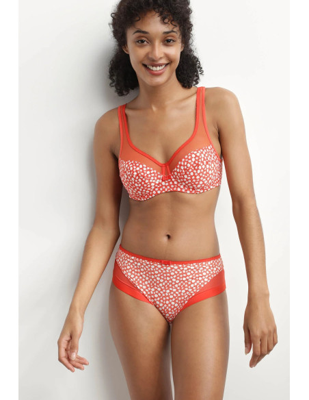 dim-generous-slip-daisy-retro-ensemble