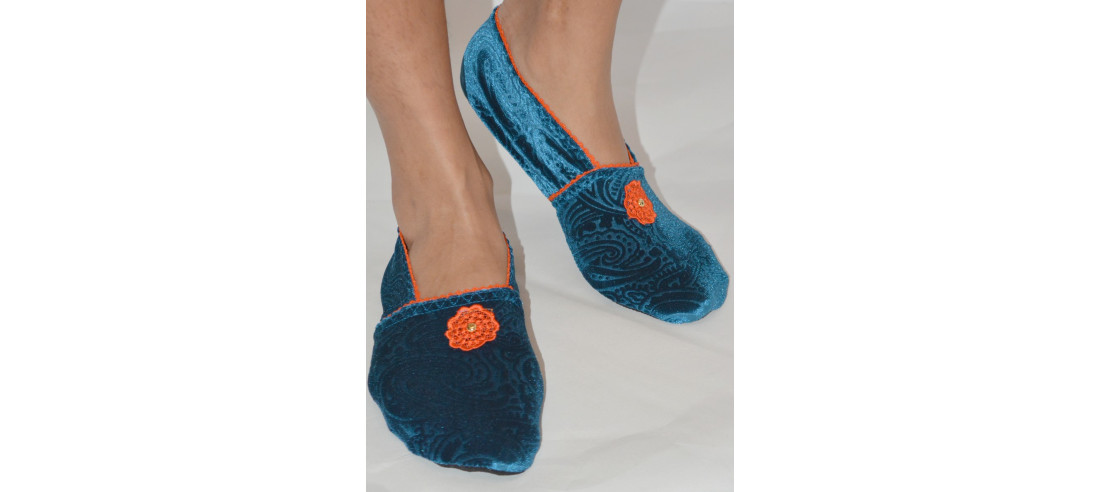 chaussons-tissu-imprimé-de-voyage-ixli-les-petits-caprices-flor-ORANGE-face-3-quart
