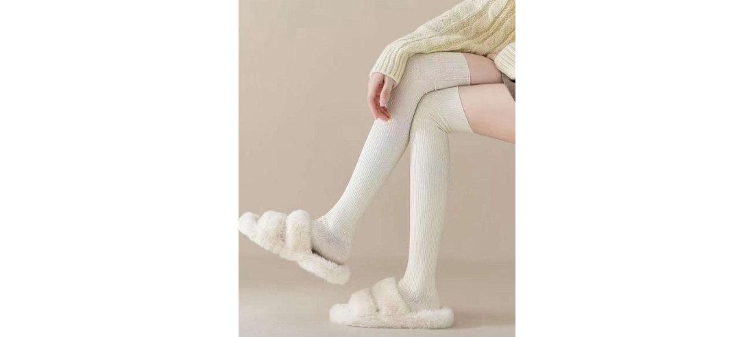 Jambières-LPC-coton-fines-cotes-coton-ivoire-assis