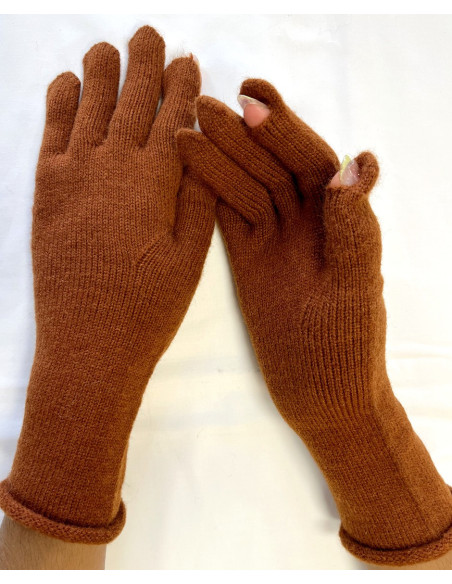 gants-tricotés-laine-doigts-ouverts-bruns-détail-doigts