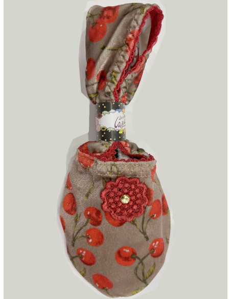 Chaussons-Les-Petits-Caprices-velours-Cherry-rouge-entier