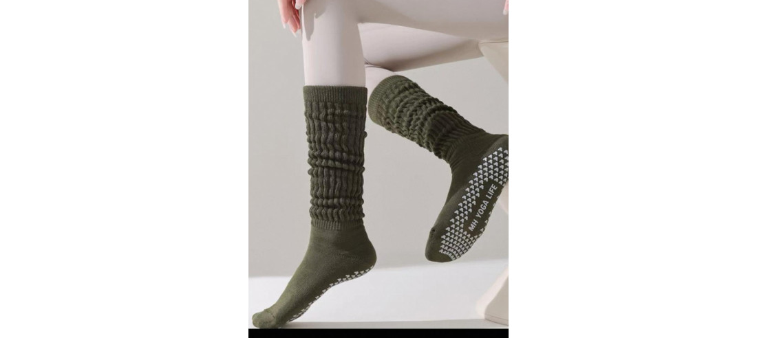 Chaussettes-coton-cotes--anti-dérapant-yoga-kaki