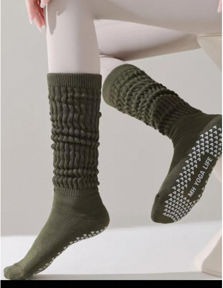 Chaussettes-coton-cotes--anti-dérapant-yoga-kaki
