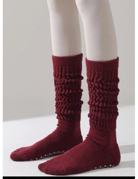 Chaussettes-coton-cotes--anti-dérapant-yoga-bordeaux-plissé