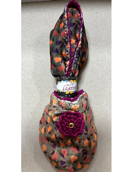 chausson-les-petits-caprices-velours-tuly-pourpre