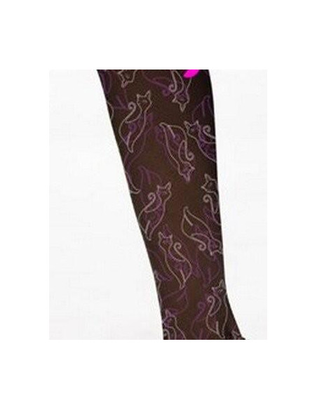 Chats Brillants désisinés sur des collants