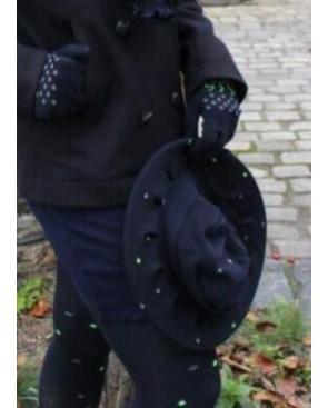 Chapeau Berthe aux grads pieds pattes de loups