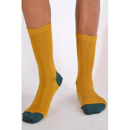  chaussettes-en-soie-Berthe-aux-grands-pieds-tournesol-safran-BAMCS26FACE