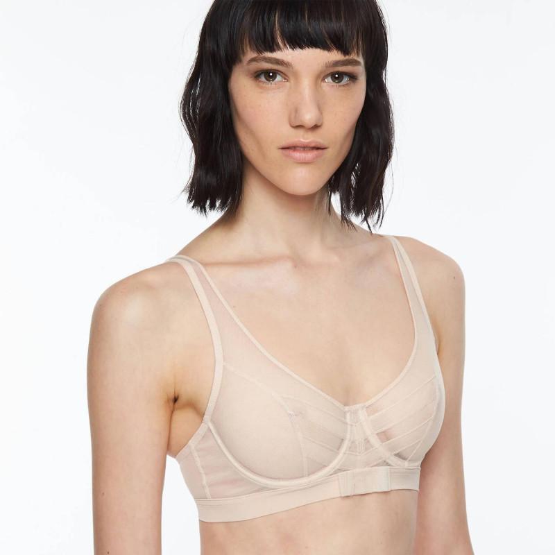 Soutien gorge invisible influente Chantal Thomass