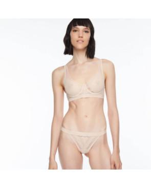 Soutien gorge invisible influente Chantal Thomass