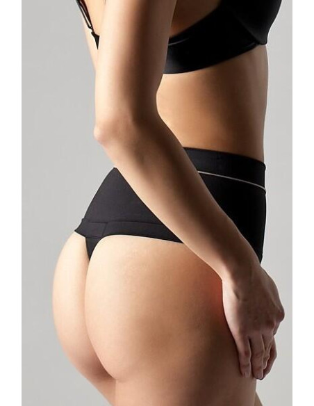 Gaine string Triumph smooth sensation arrière