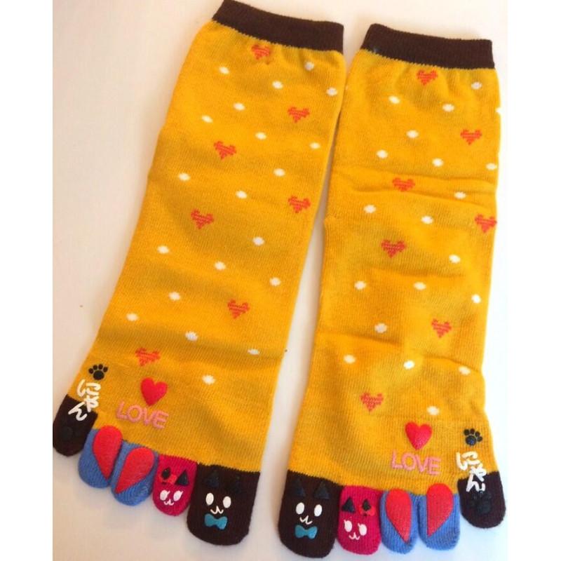 chaussettes jaunes 5 doigts petits Coeurs