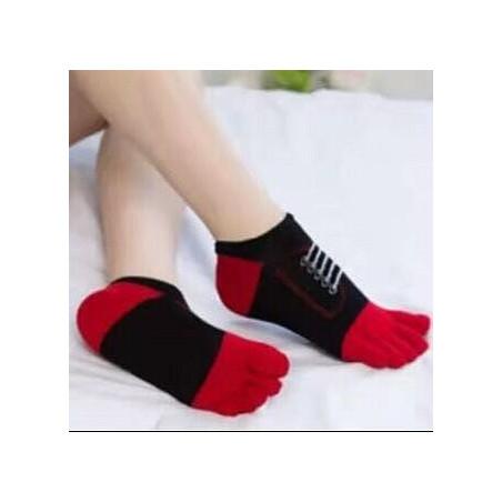 Socquettes noires 5 doigts à lacets