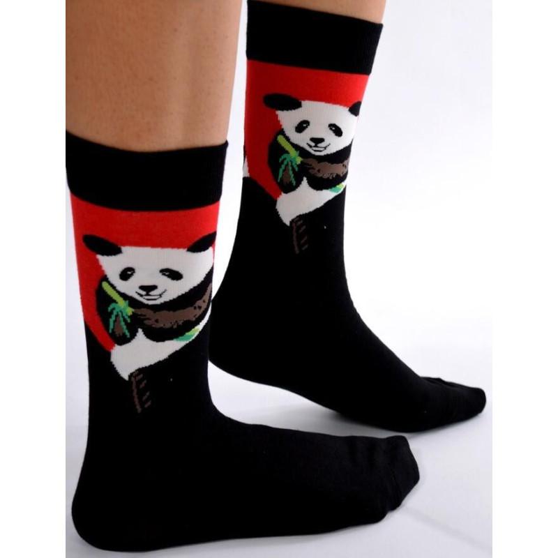 Chaussettes rouges pandas