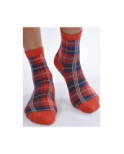 Chaussettes rouges carreaux ecossais