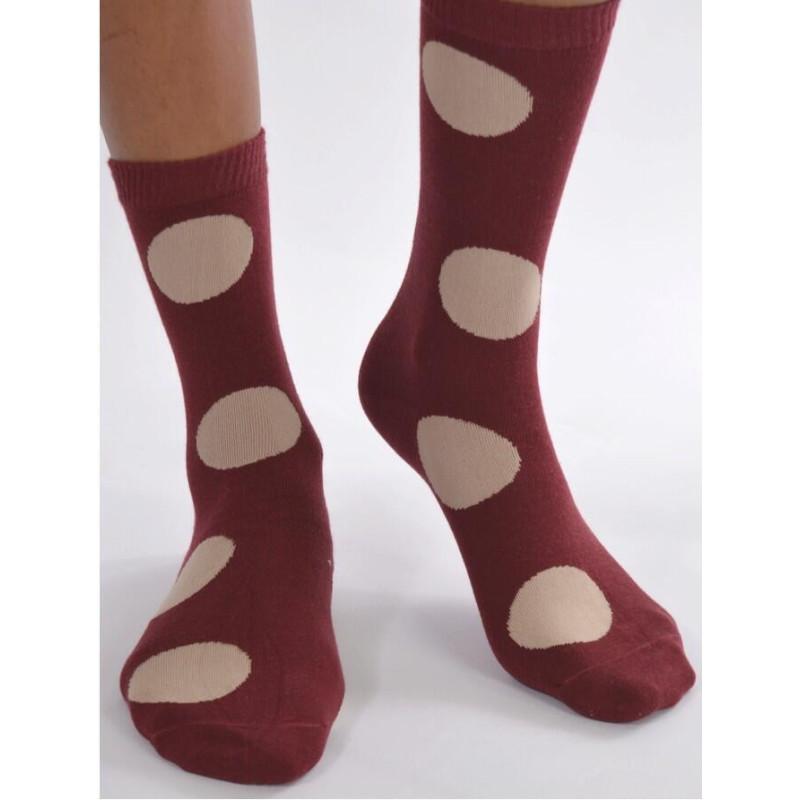 Chaussettes bordeaux à pois