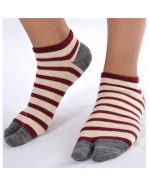 Chaussettes ninjas Grises larges rayures bordeaux