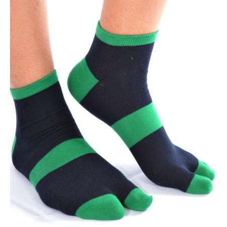 Chaussettes ninjas noires doigts verts