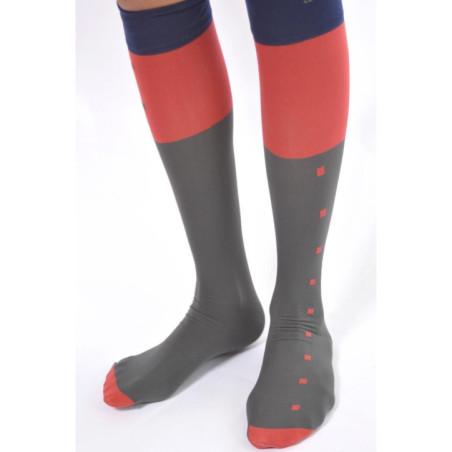 Mi bas Berthe aux grands Pieds Opaque asymétrique Cubes délire