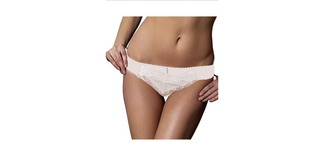 String New grace  dentelle Piège